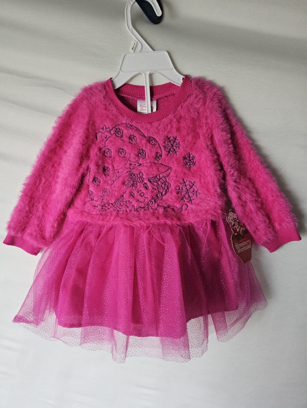 Strawberry Shortcake tutu dress for toddlers, designed with long sleeves